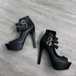 Black size 9 heels